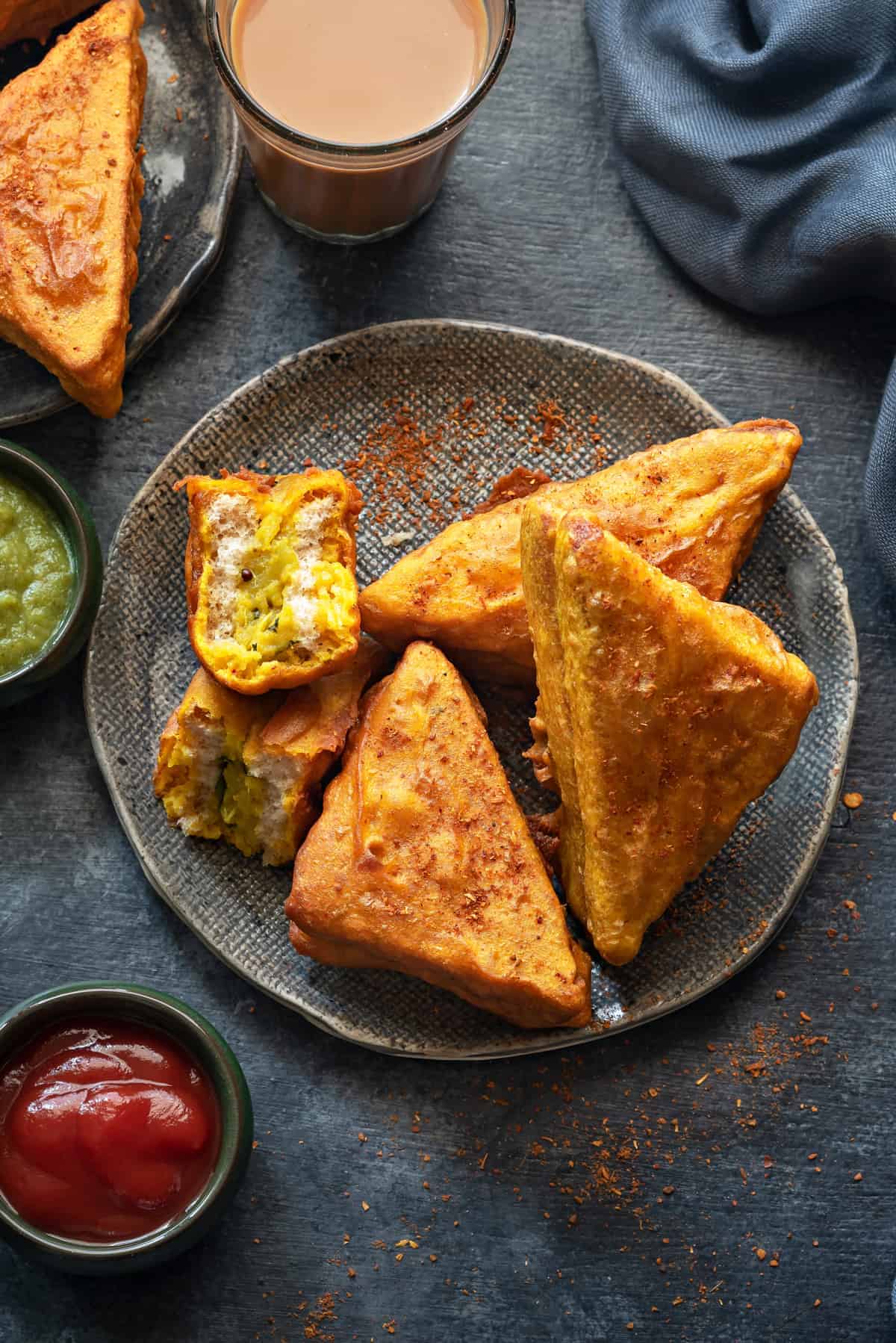 Bread Pakoda (2 Pc)